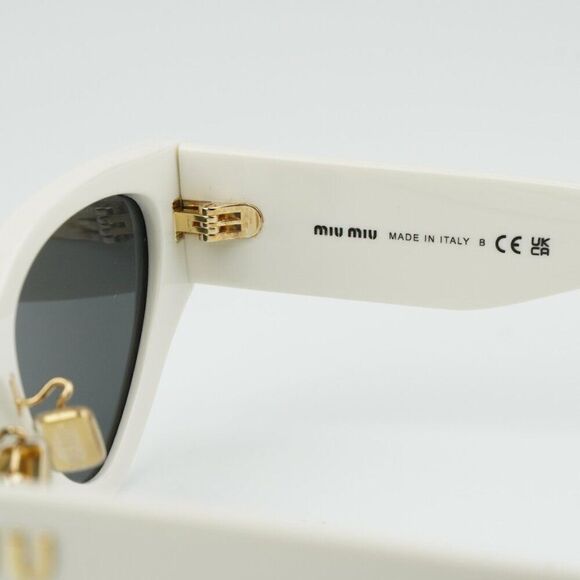 NEW Miu Miu MU03ZS 1425S0 White Dark Gray Cat Eye Women Sunglasses MU 03ZS main image 5